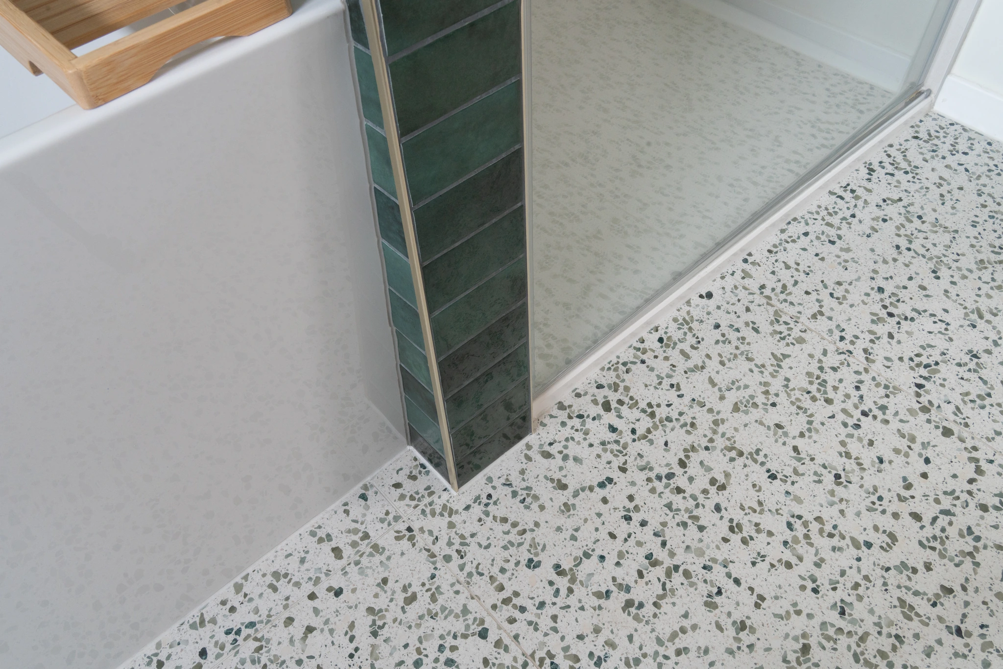 Afwerking van vloer en wand — foto 1 van 3